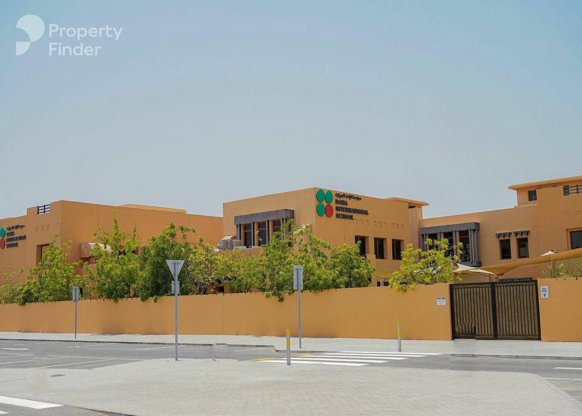 Single Row 4BR TH| Next to Corner |Prime Location-0-landscape