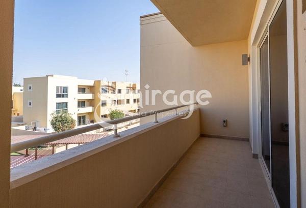 Single Row 4BR TH| Next to Corner |Prime Location