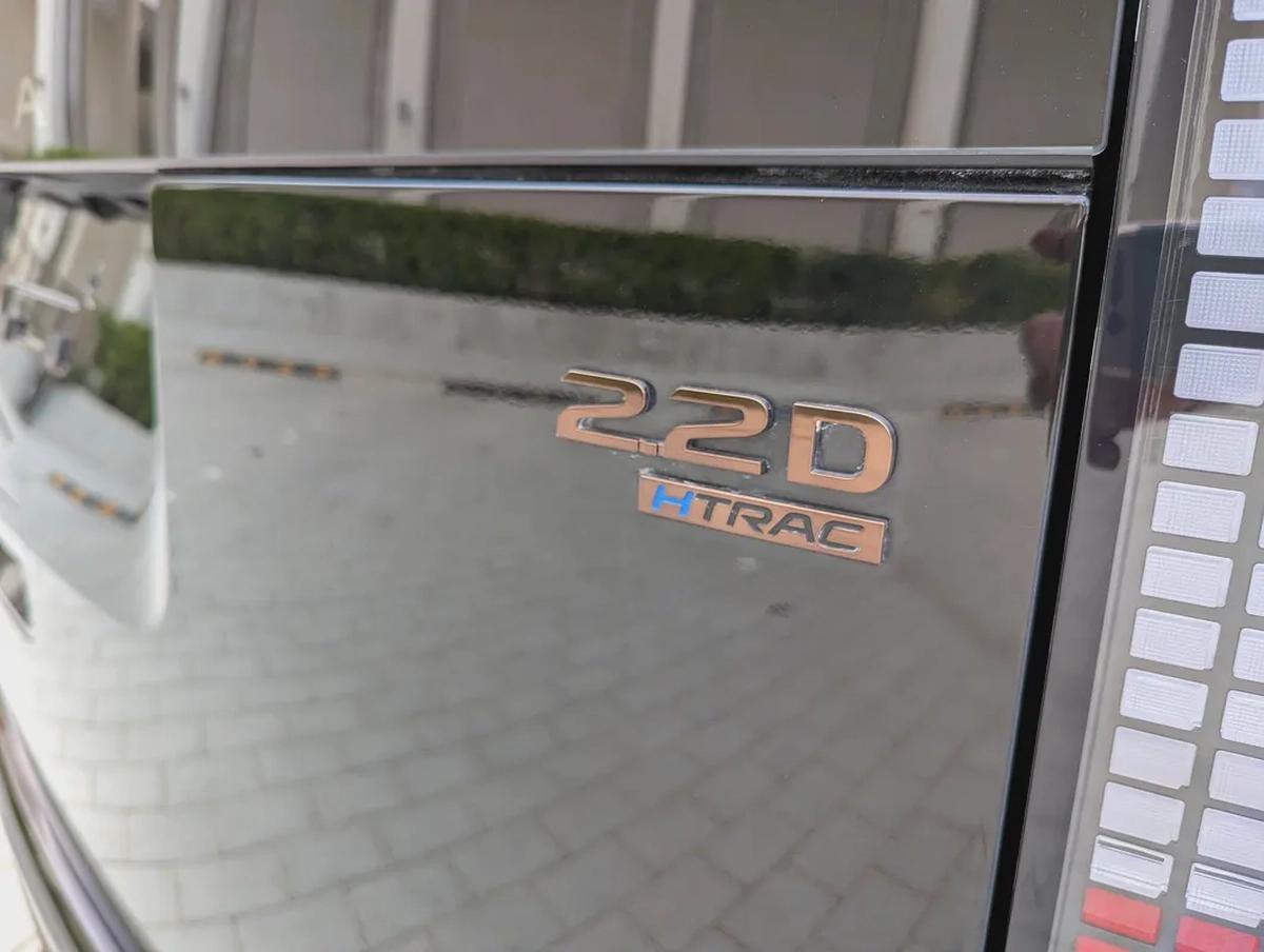 Hyundai Staria Luxury 2022 DIESEL - Korean Specs - Perfect Family Car-10-10