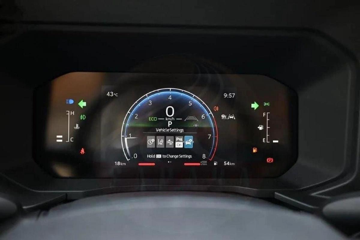 Toyota Prado GCC 2.8 DIESEL-8-8