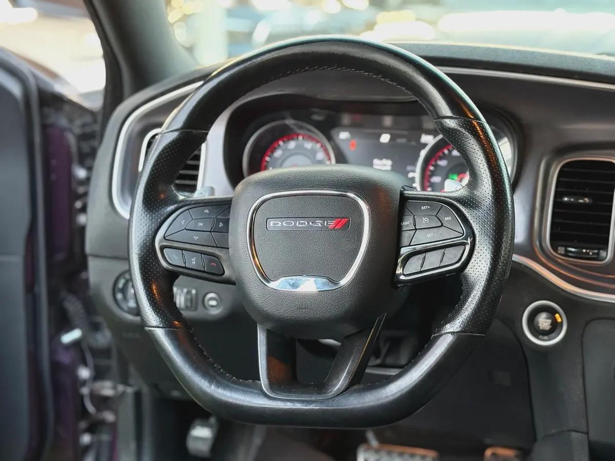 2020 Dodge Charger SXT Plus - American Specs --6-6