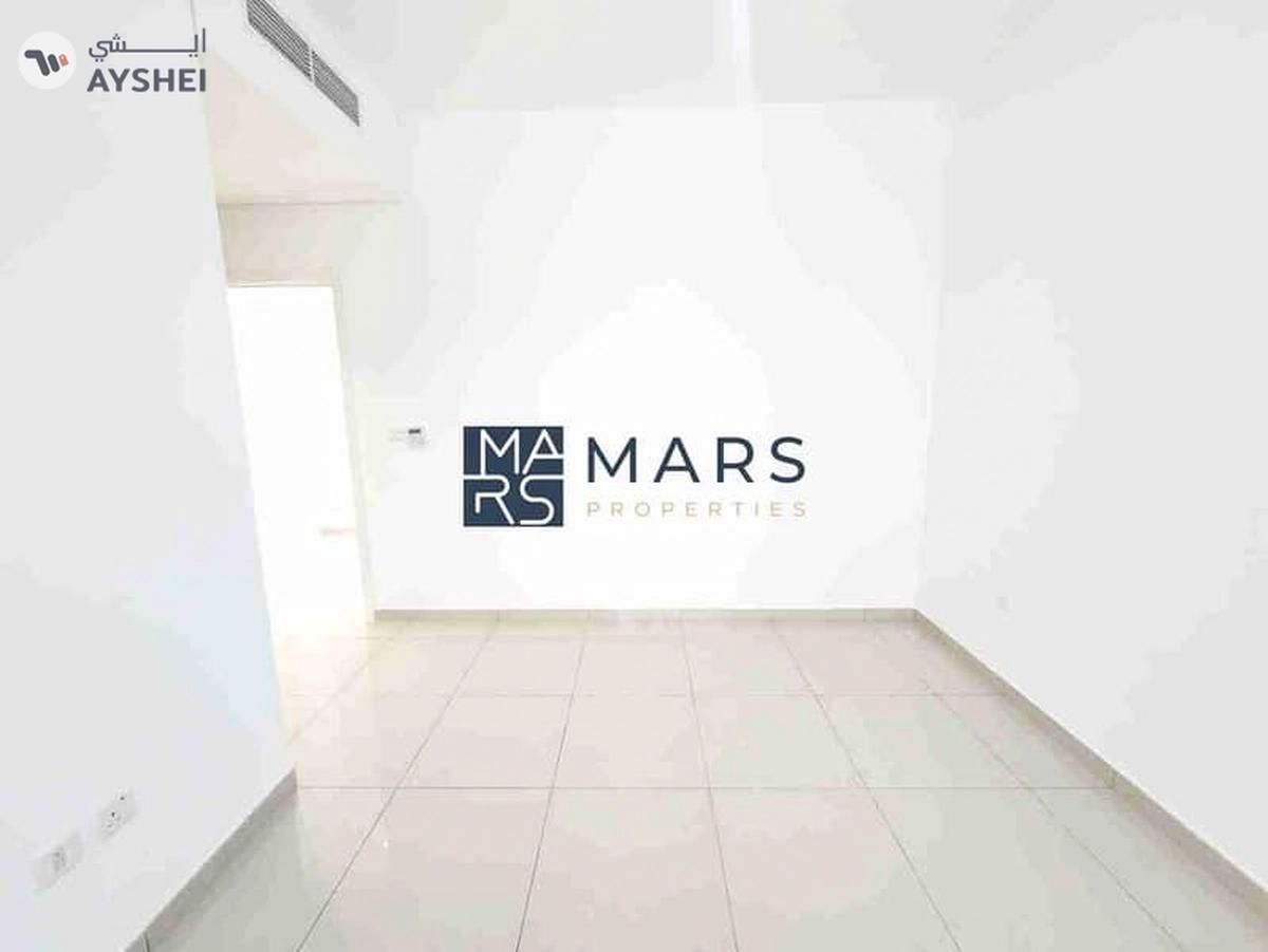 Luxury 3bhk villa available for rent:110k-13-13