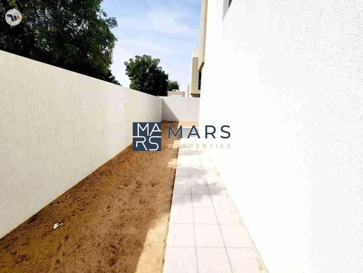 Luxury 3bhk villa available for rent:110k-16-16