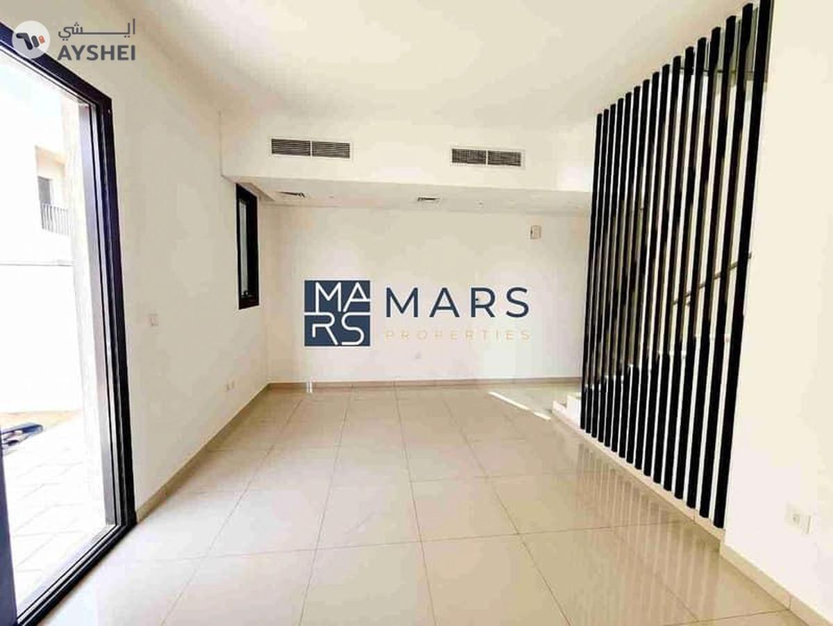 Luxury 3bhk villa available for rent:110k-17-17