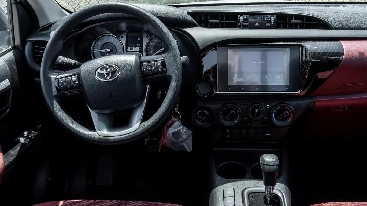 2026 Toyota Hilux SC GLX 2.8L AT Diesel (White-Red)-15-15