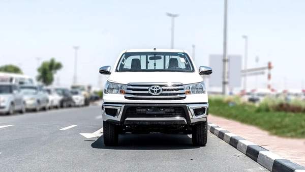 2026 Toyota Hilux SC GLX 2.8L AT Diesel (White-Red)