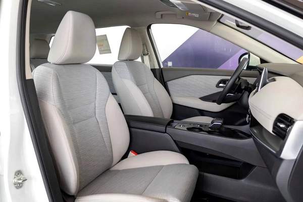 AED 1,320 Monthly | Nissan Xtrail S 2.5L | GCC | Zero Down Payment | 3 Years Agency Warranty