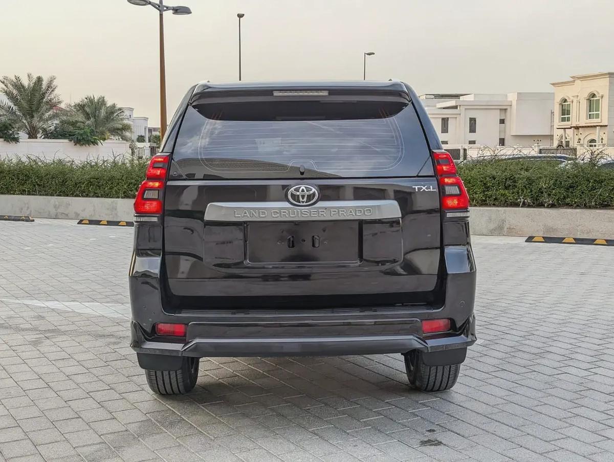 TOYOTA PRADO 2020 V4 2.7L GCC IN EXCELLENT CONDITION-15-15