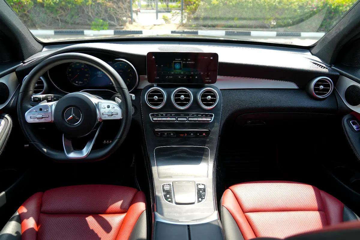 Mercedes-Benz GLC 300 4MATIC 2020 - American Specs-11-11