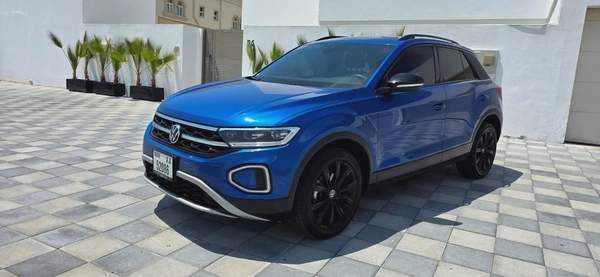 2024-Volkswagen T-Roc Style-Excellent Condition- Single Owner-Under warranty and Service Contract