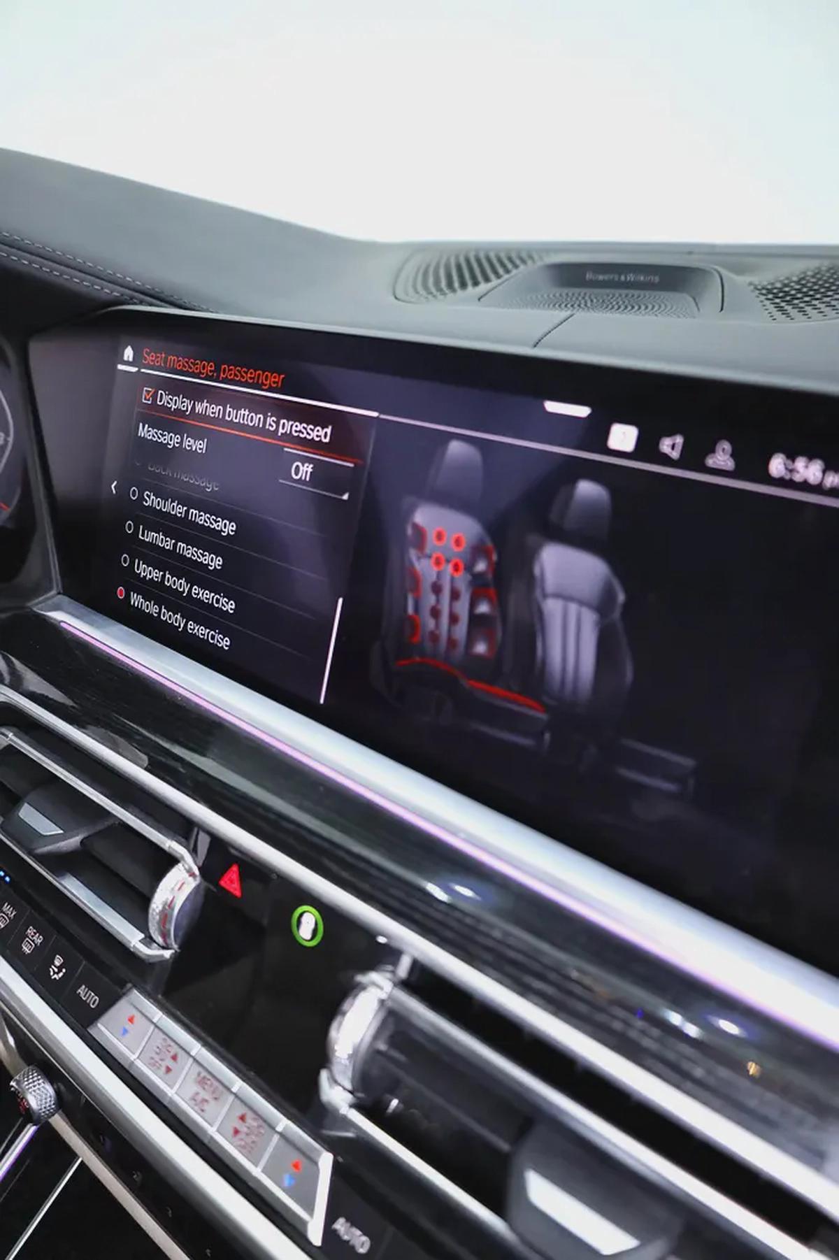 BMW X7 M SPORT 50i - 7 SEATER - MERIN IVORY WHITE AND FINEWOOD TRIM FINELINE IN INTERIOR-16-16