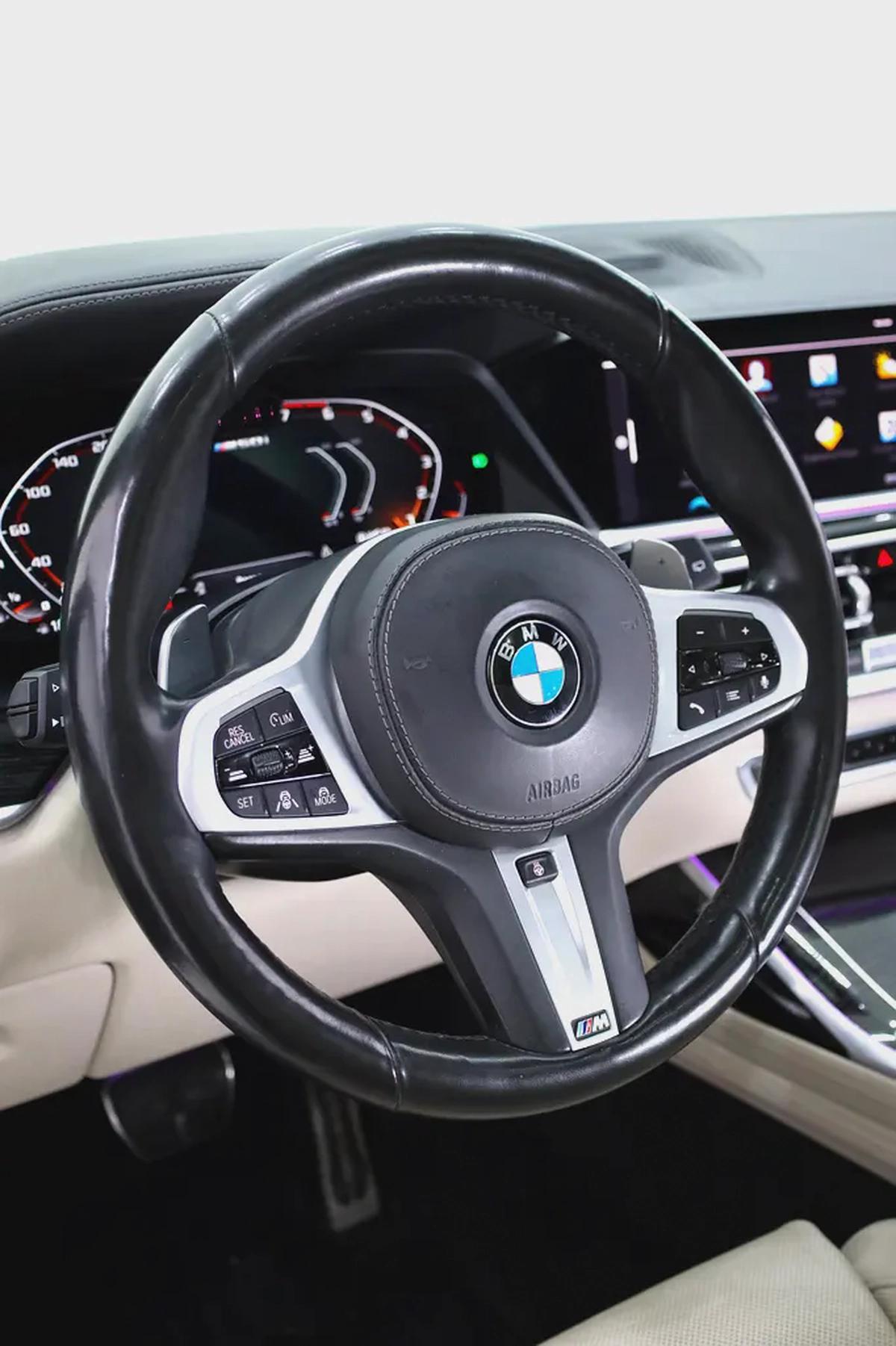 BMW X7 M SPORT 50i - 7 SEATER - MERIN IVORY WHITE AND FINEWOOD TRIM FINELINE IN INTERIOR-17-17