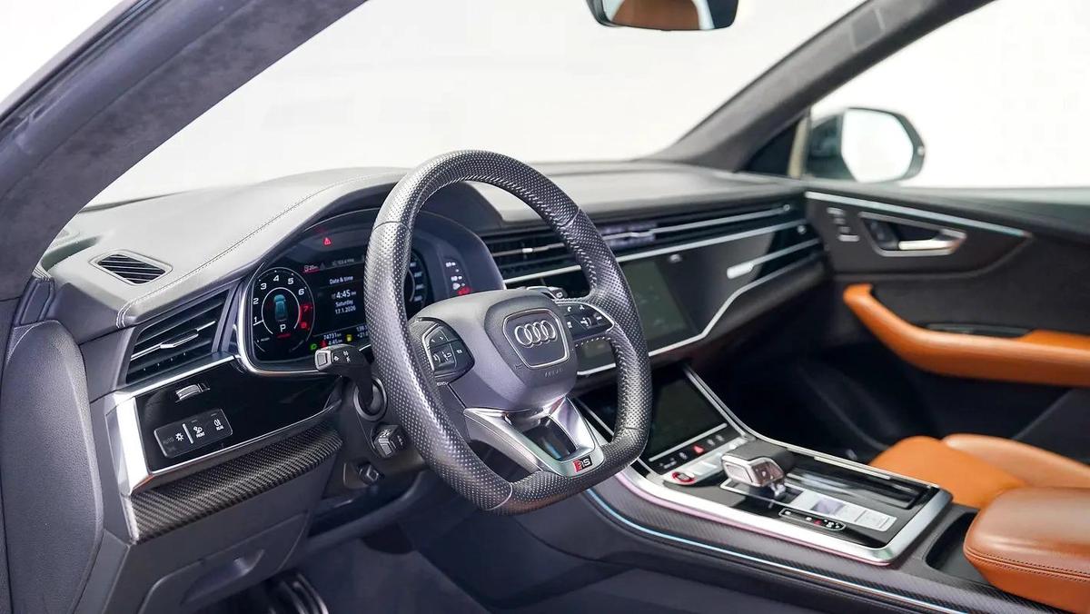 Audi RS Q8 4.0 TFSI quattro-8-8
