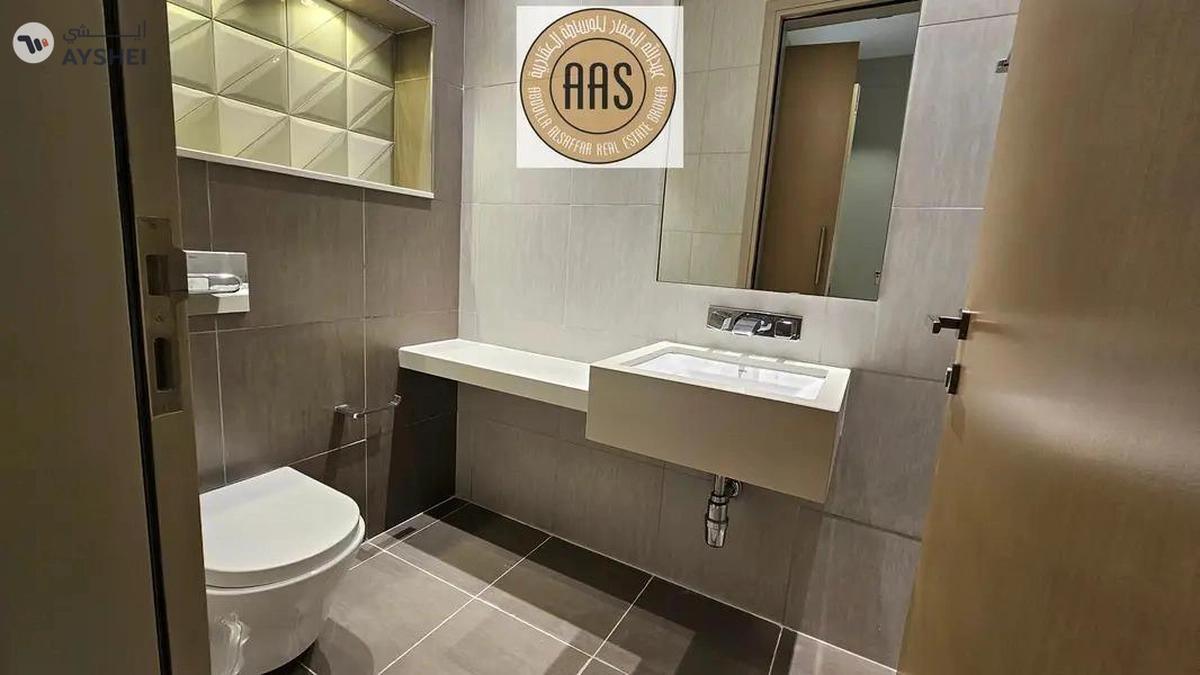 Luxurious One Bedroom Apartment Huge Terrace in 12 Payments-10-10