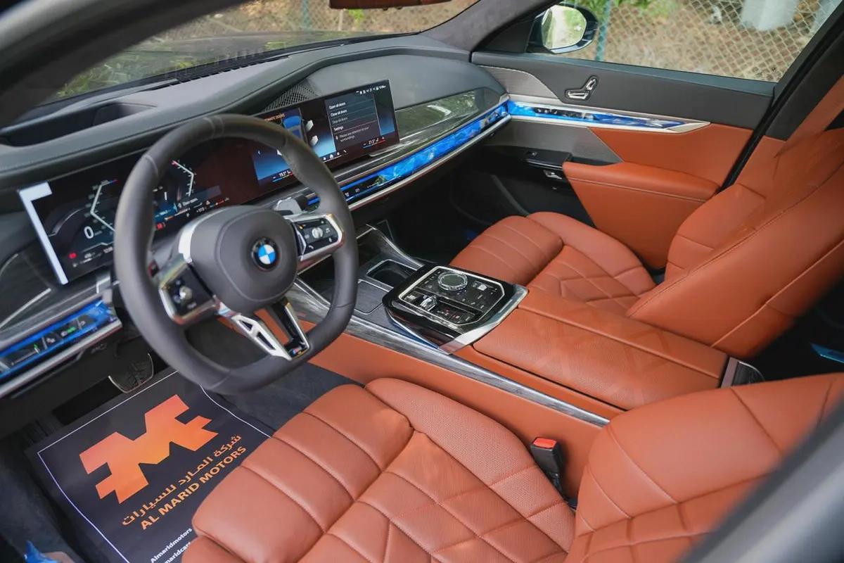 BMW 740i M Sport Individual – 2026 | GCC | Only 2,096 KM | AED 449,000-4-4