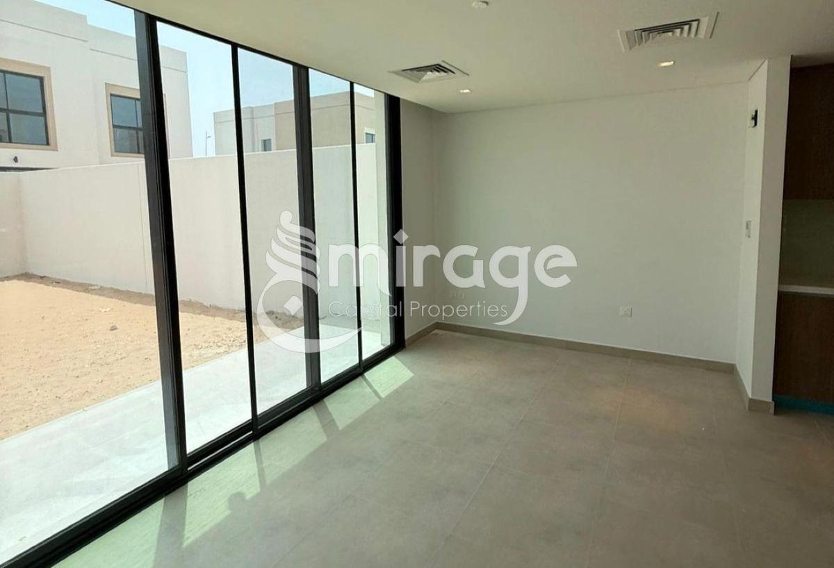 Spacious 3BR Duplex | Premium Location-0-landscape