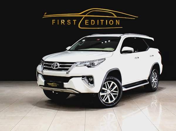 2019 ll Toyota fortuner ll VXR - V6 ll Gcc ll Full Option ll Single Owner