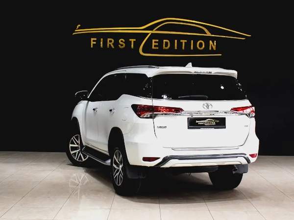 2019 ll Toyota fortuner ll VXR - V6 ll Gcc ll Full Option ll Single Owner