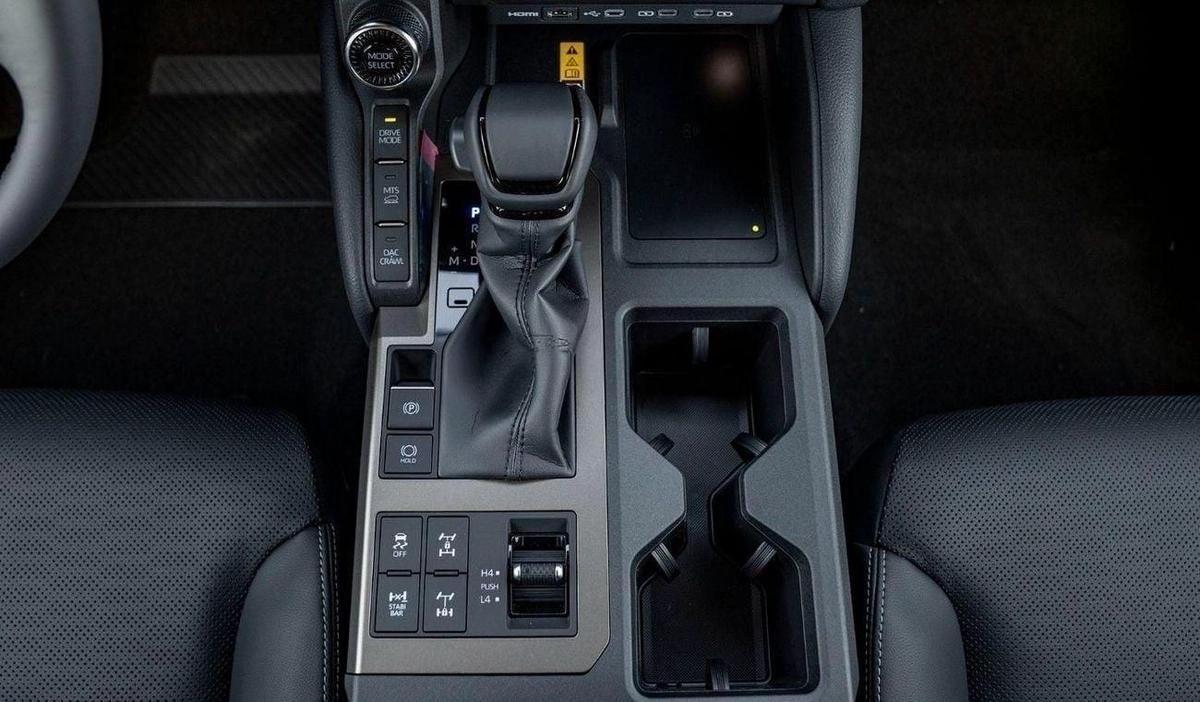 Toyota Prado Adventure Mono Tone 2.4T PRADO 250 2.4P AT ADVENTURE MY2025-9-9