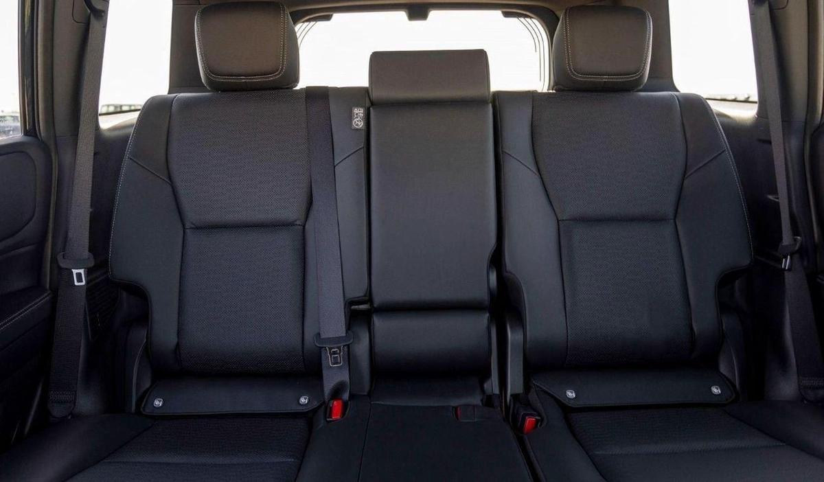 Toyota Prado Adventure Mono Tone 2.4T PRADO 250 2.4P AT ADVENTURE MY2025-16-16