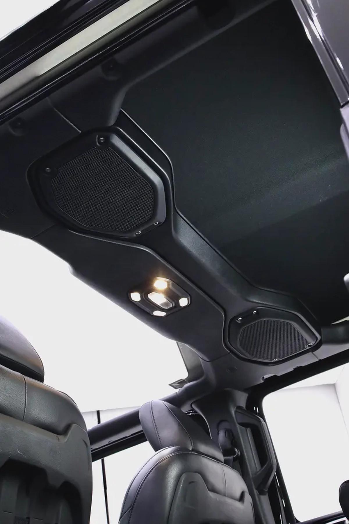 JEEP GLADIATOR GCC 1 of 300 RUBICON LAUNCH EDITION + 4x4 TRAIL RATED + FULLY LOADED-11-11