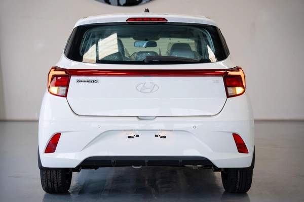 HYUNDAI GRAND i10 MODEL 2026 GCC SPECS