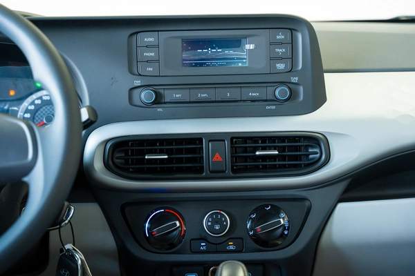 HYUNDAI GRAND i10 MODEL 2026 GCC SPECS