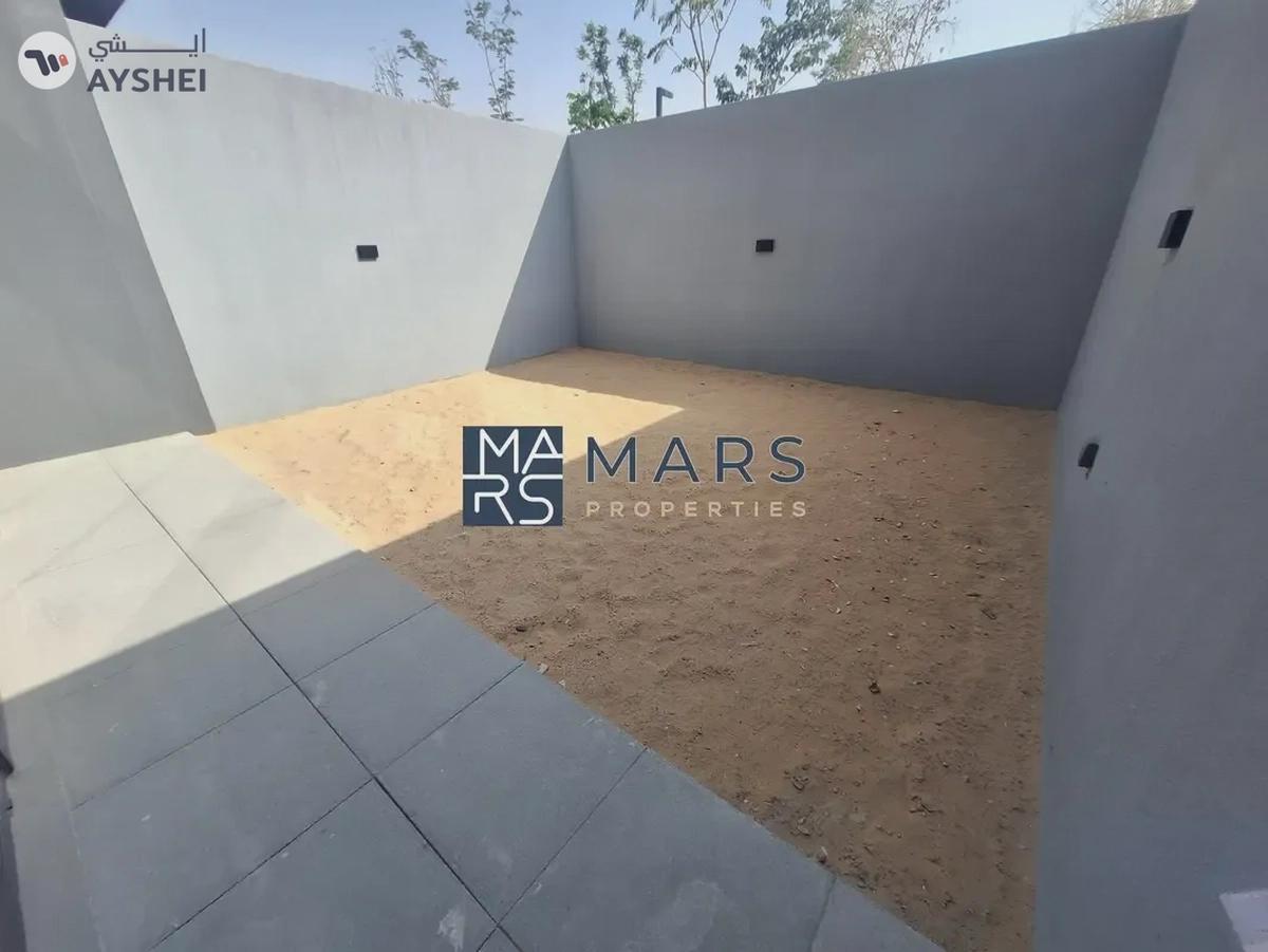 BRAND NEW 2 BEDROOM IN GREEN GATED COMMUNITY ROBINIA MASAAR-27-27
