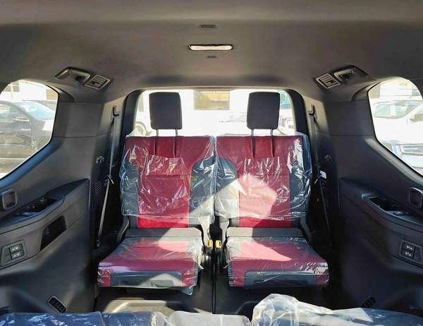 Toyota Land Cruiser VXR | 3.3L DIESEL | With RADAR Top Variant | HUD | GCC (CODE # 69000)
