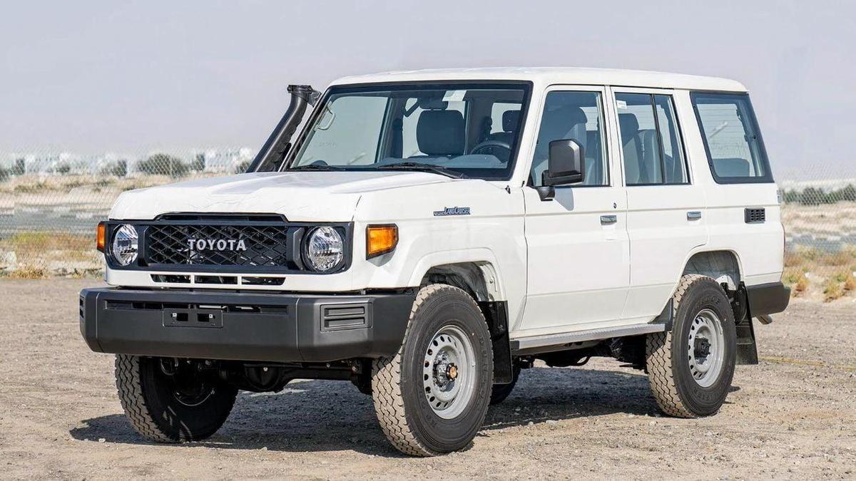 Toyota Land Cruiser 70 Toyota LC76 Hard Top 4.2L Diesel V6 5doors MY2025-0-0
