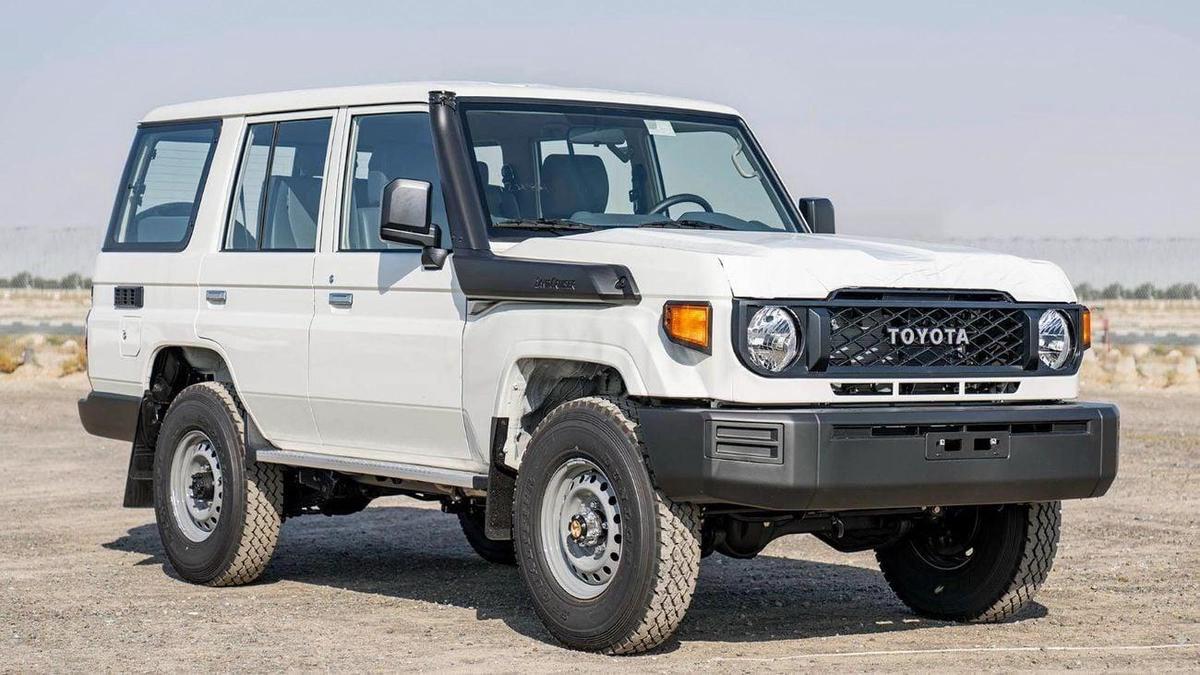 Toyota Land Cruiser 70 Toyota LC76 Hard Top 4.2L Diesel V6 5doors MY2025-2-2