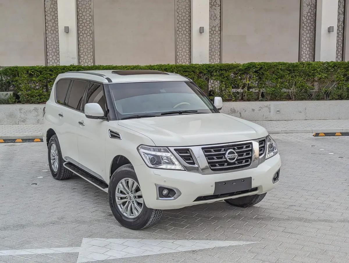 NISSAN PATROL 2017 GCC OPTION SE SUNROOF V6 4.0L IN EXCELLENT CONDITION-0-0