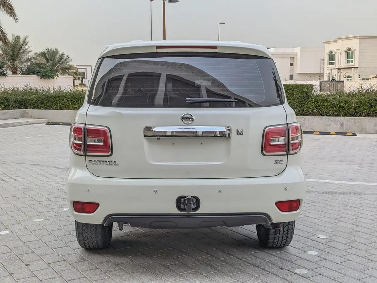 NISSAN PATROL 2017 GCC OPTION SE SUNROOF V6 4.0L IN EXCELLENT CONDITION-16-16
