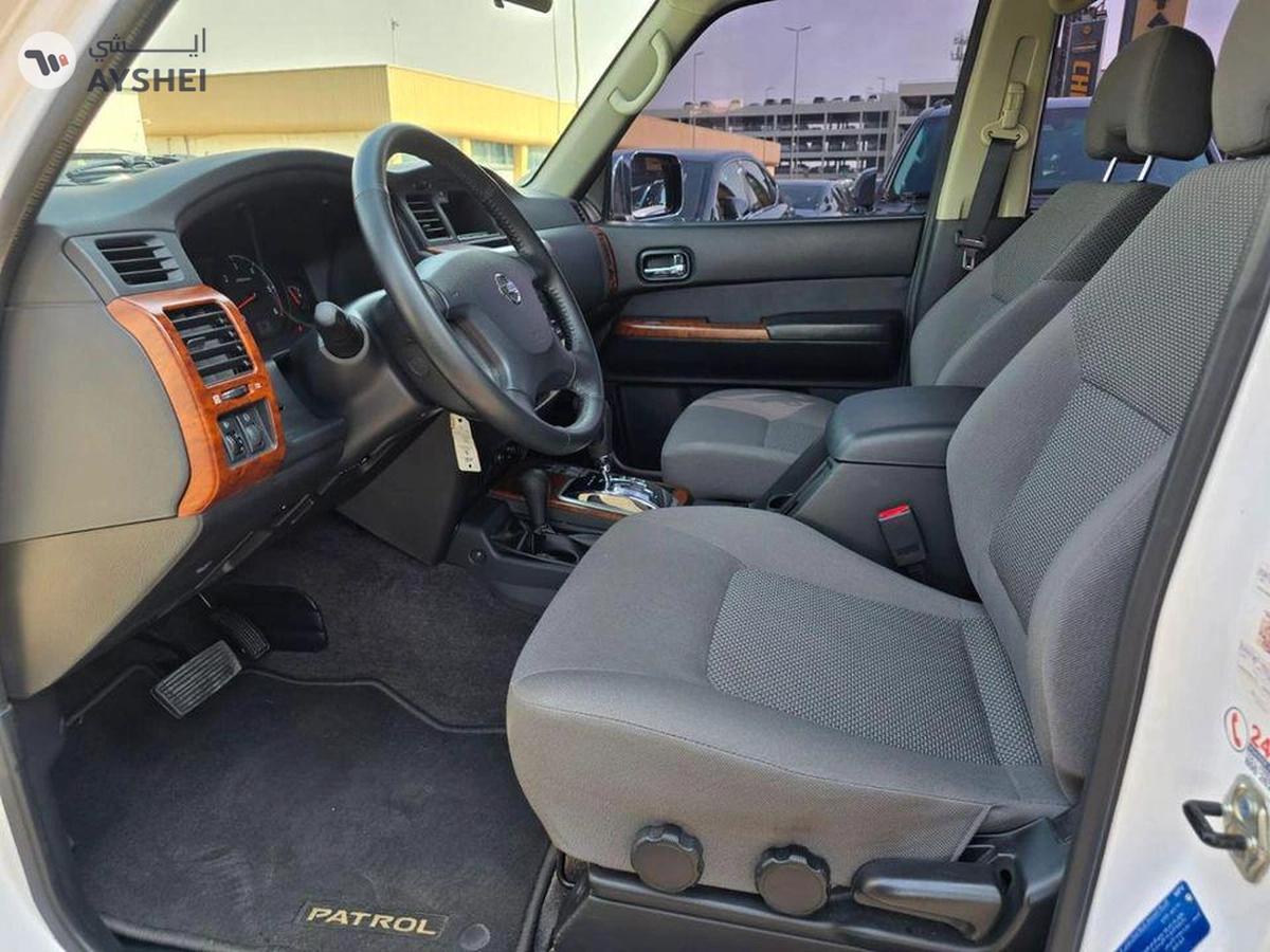 Nissan Patrol Safari Safari 4.8L A/T-8-8