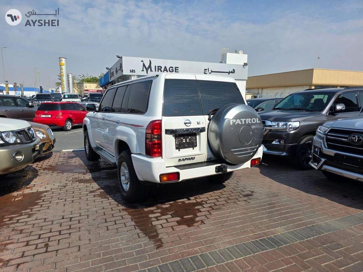 Nissan Patrol Safari Safari 4.8L A/T-2-2