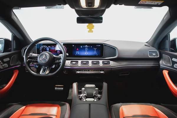 Mercedes-Benz GLE 53 AMG/ Clean Title/ with 2 years warranty and service/ Low mileage /