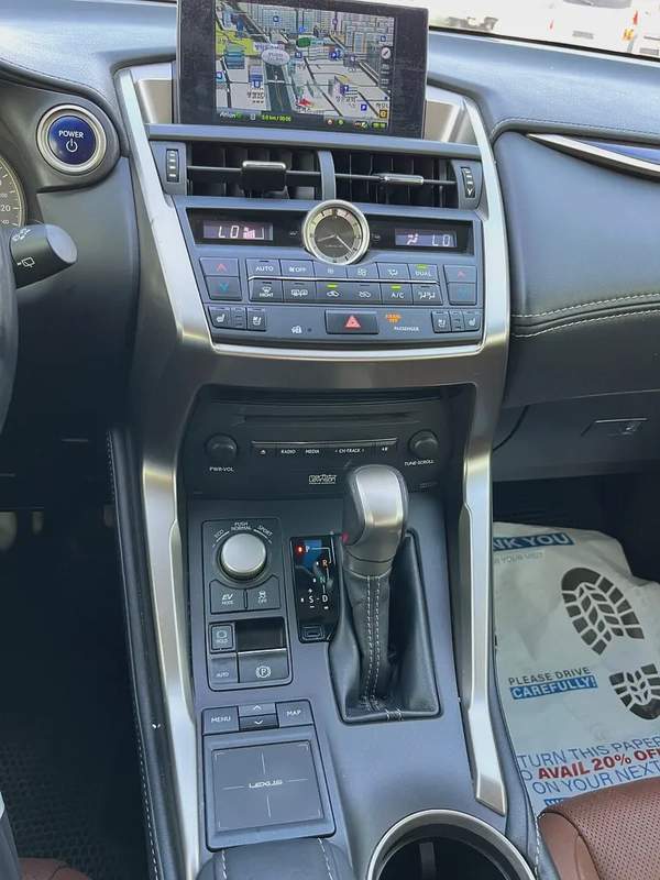 LEXUS NX300h