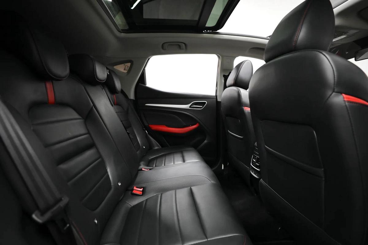 GCC | 1.5L | 625 AED Monthly Installment | Free Insurance and Registration-14-14