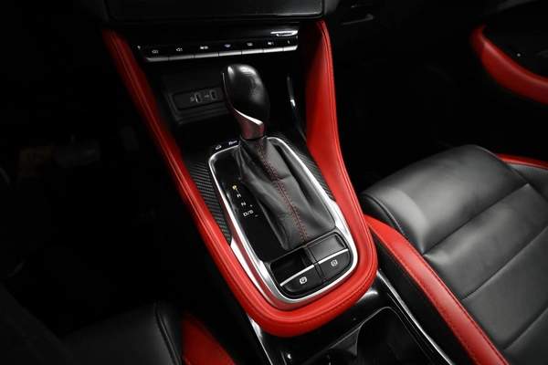 GCC | 1.5L | 625 AED Monthly Installment | Free Insurance and Registration