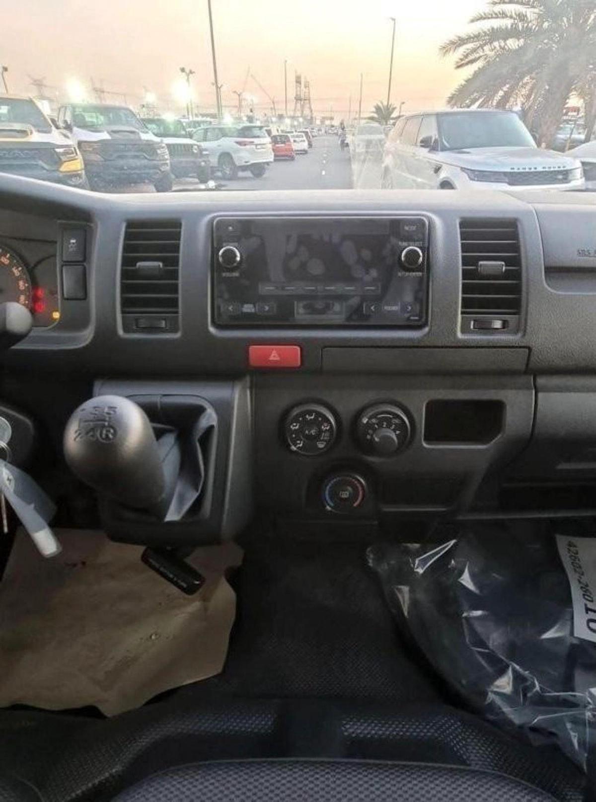 Toyota Hiace HIACE 2.7L MT PETROL OLD SHIP-13-13