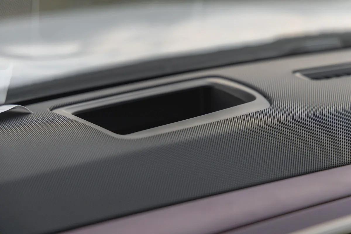 Sport 6.2L AWD Cadillac Escalade Sport - 2025 Brand New (Export)-9-9