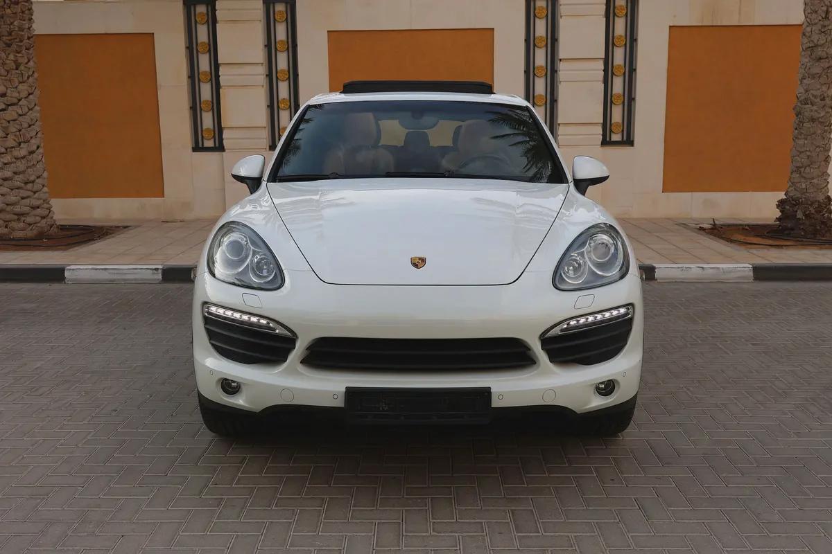 PORSCHE CAYENNE S-2013-102000KM-GCC SPECS-EXCELLENT CONDITION-4-4