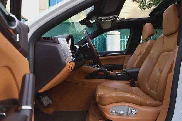 PORSCHE CAYENNE S-2013-102000KM-GCC SPECS-EXCELLENT CONDITION