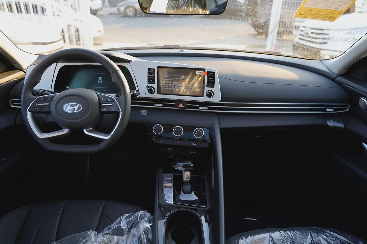 HYUNDAI ELANTRA 1.5 CHINESE SPECS MODEL 2025-13-13