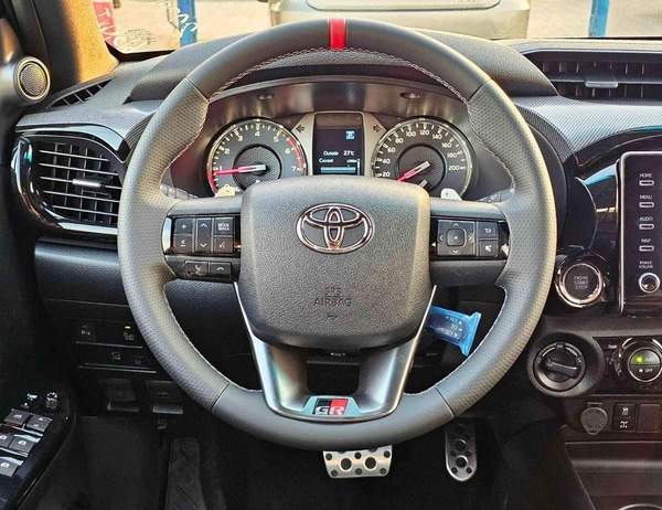Toyota Hilux GR SPORT WIDE BODY/ 4.0L PETROL /OVER FENDER /360*CAMERA/DRIVER PWR SEATS WITH LATHER (CODE# HGRPKW)