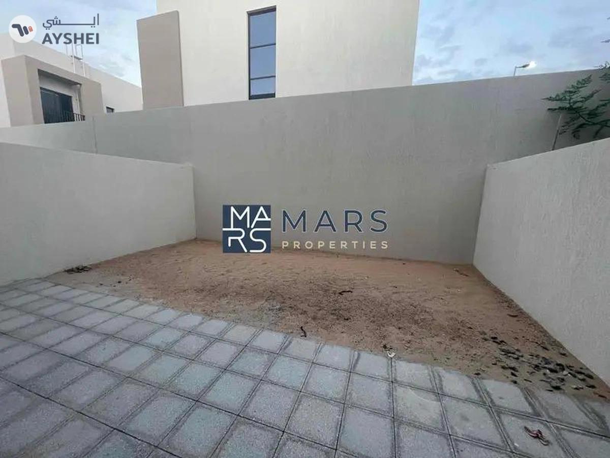 Luxury 3 bedrooms ready to move in Nasma residence just only 1,525,000 AED-16-16
