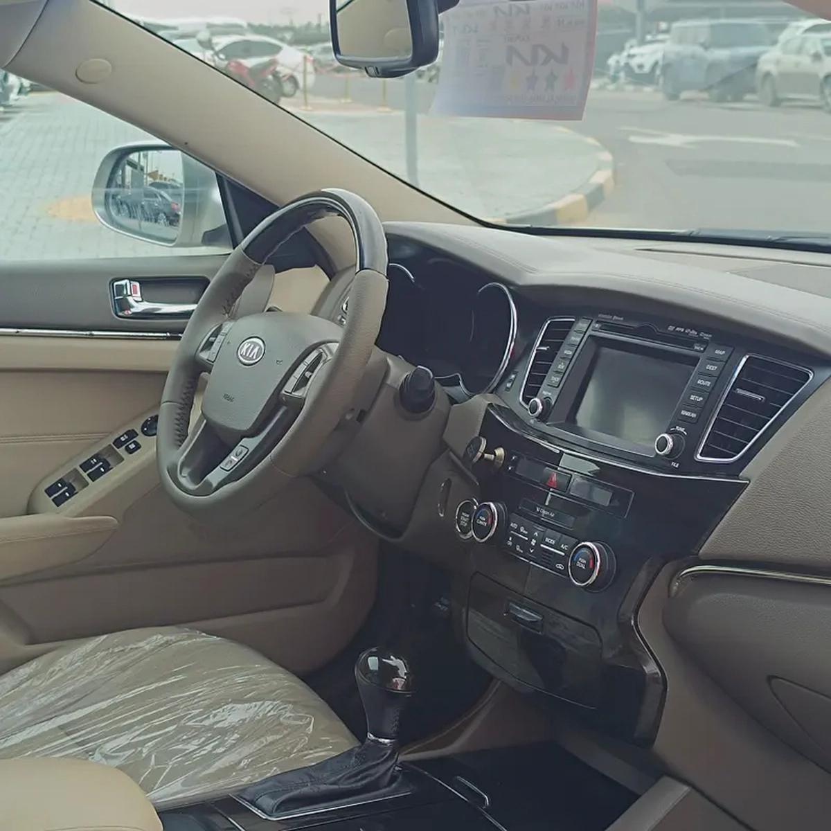 Kia Cadenza Lambda 2011 - GCC Specs - Reliable Sedan-7-7