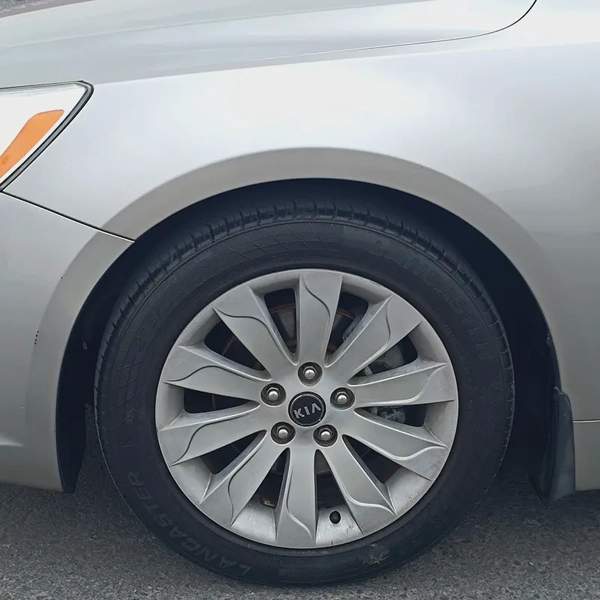 Kia Cadenza Lambda 2011 - GCC Specs - Reliable Sedan