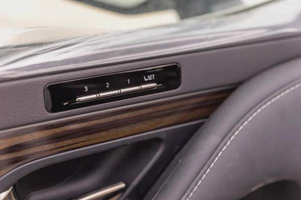 2025 Lexus LX 700h Signature - GCC Specs - Brand New