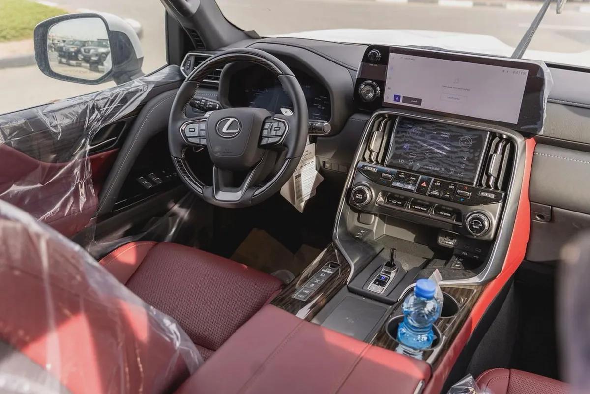 2025 Lexus LX 700h Signature - GCC Specs - Brand New-15-15